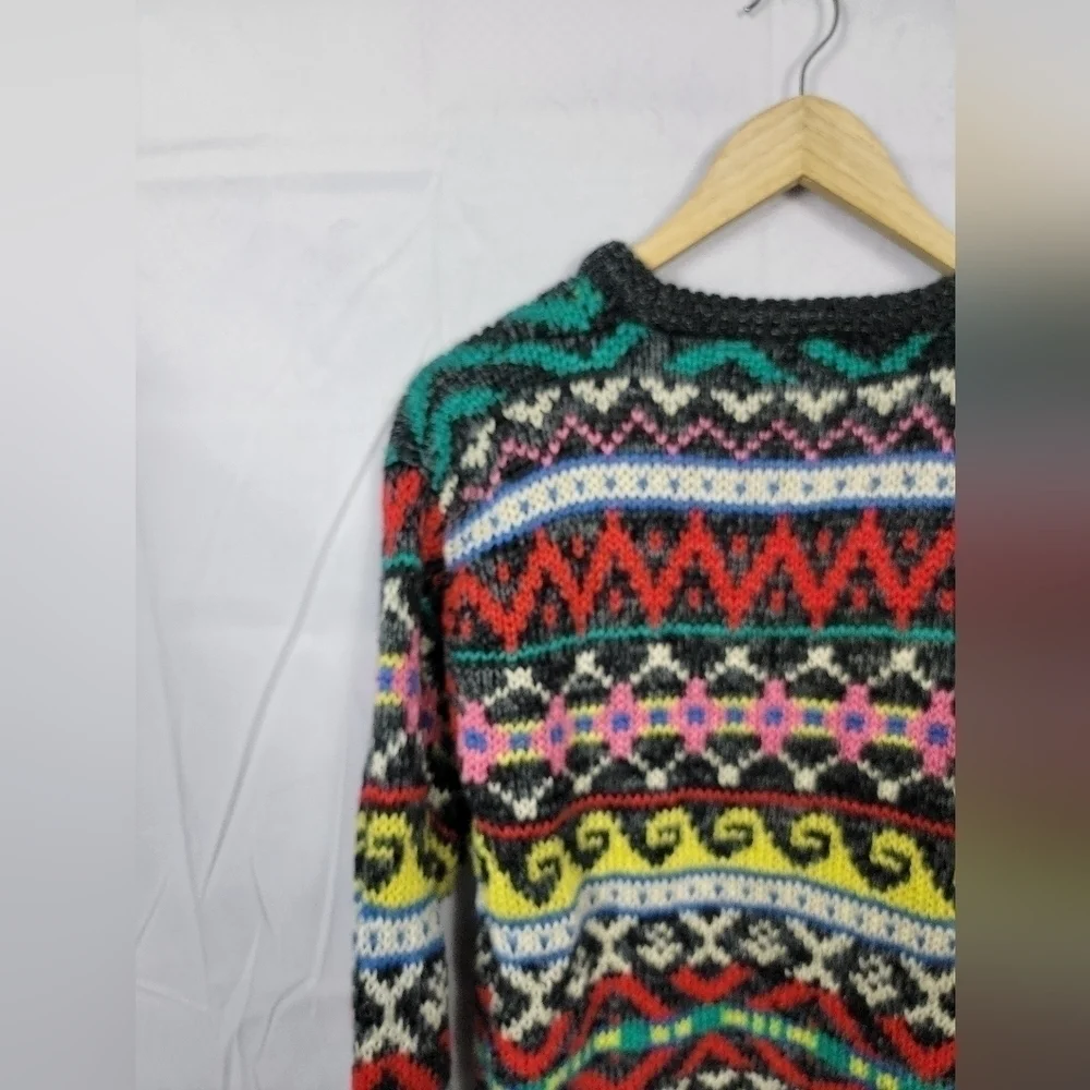 Vintage Medium Back to Back knit sweater